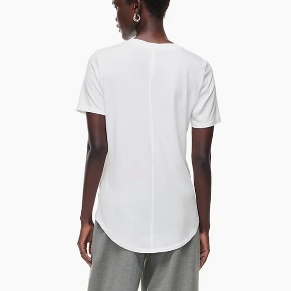 💫3/$30! NWOT Babaton Tshirt - Picture 7 of 8